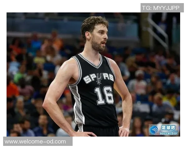 布耶替补出战高效表现24分钟内砍下14分4板2助引发热议